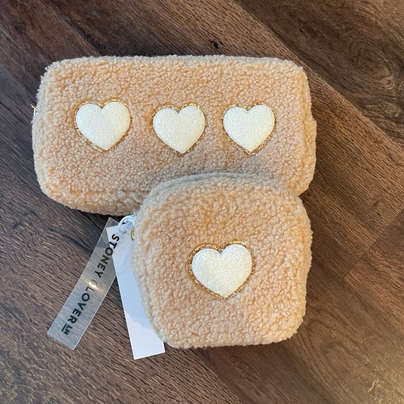 Stoney Clover Lane Accessories - SCL Cozy Hazelnut Sherpa Pouch Bundle with Buttercream Glitter Heart Patches